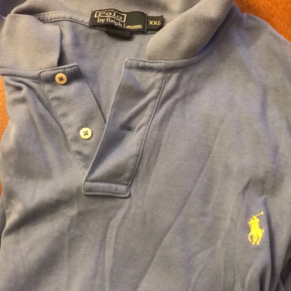 Short sleeve Ralph Lauren polo.